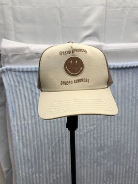American Eagle Outfitters Beige & Brown Mesh Trucker Hat